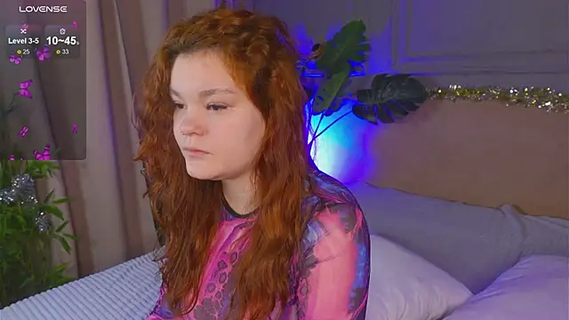 Snapshot of EnnySunrise chatting on January 2, 2025, 1:30 pm EnnySunrise online show from January 2, 2025, 1:30 pm