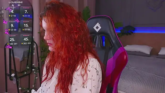 Snapshot of EnnySunrise chatting on February 1, 2025, 4:44 pm EnnySunrise online show from February 1, 2025, 4:44 pm