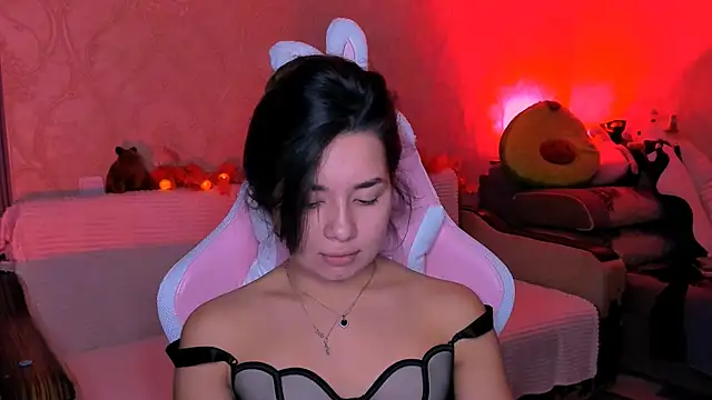 Swee Alicee online show from September 17, 2025, 6:42 pm