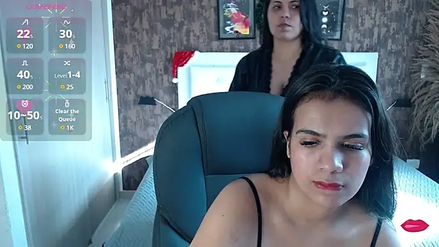 dulce  love69 online show from December 10, 2024, 9:00 pm