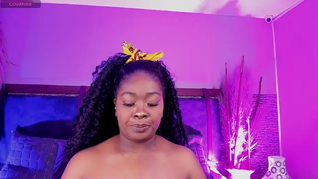 zoe 23  online show from January 21, 2025, 11:35 am