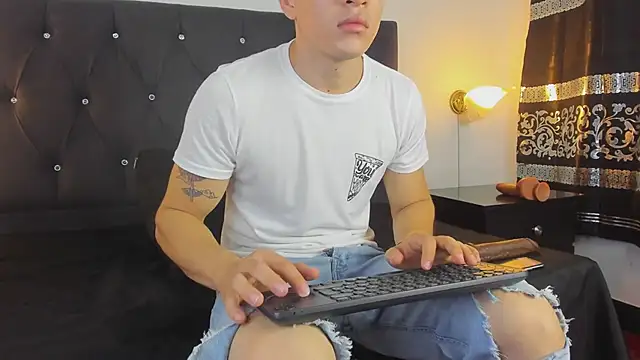 Angel Cuervo online show from February 15, 2025, 12:43 pm