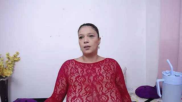 Nicol Love0 online show from September 20, 2025, 12:28 pm