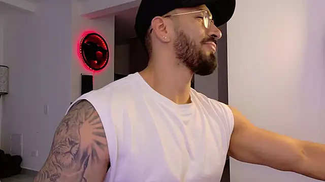 tony muscle online show from December 1, 2025, 10:37 pm