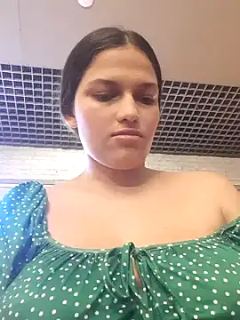 Snapshot of girl_milk1 chatting on December 13, 2024, 10:55 pm girl milk1 online show from December 13, 2024, 10:55 pm