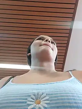 Snapshot of girl_milk1 chatting on December 26, 2024, 9:58 pm girl milk1 online show from December 26, 2024, 9:58 pm