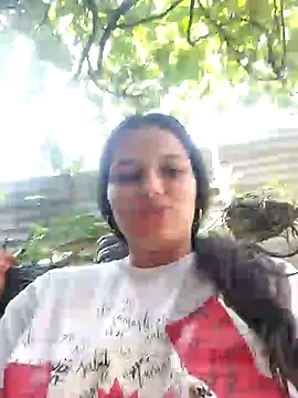 Snapshot of girl_milk1 chatting on February 2, 2025, 4:11 pm girl milk1 online show from February 2, 2025, 4:11 pm