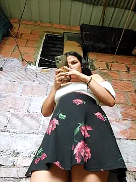 Snapshot of girl_milk1 chatting on February 25, 2025, 6:53 pm girl milk1 online show from February 25, 2025, 6:53 pm