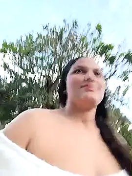 Snapshot of girl_milk1 chatting on October 22, 2025, 10:20 pm girl milk1 online show from October 22, 2025, 10:20 pm