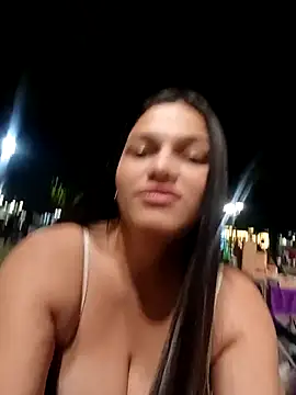 Snapshot of girl_milk1 chatting on December 16, 2025, 12:15 am girl milk1 online show from December 16, 2025, 12:15 am