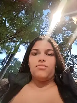 Snapshot of girl_milk1 chatting on December 20, 2025, 10:50 pm girl milk1 online show from December 20, 2025, 10:50 pm