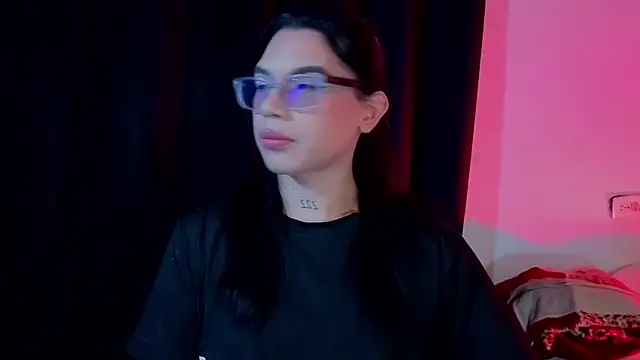 Samantha Rusell online show from July 22, 2026, 10:01 pm
