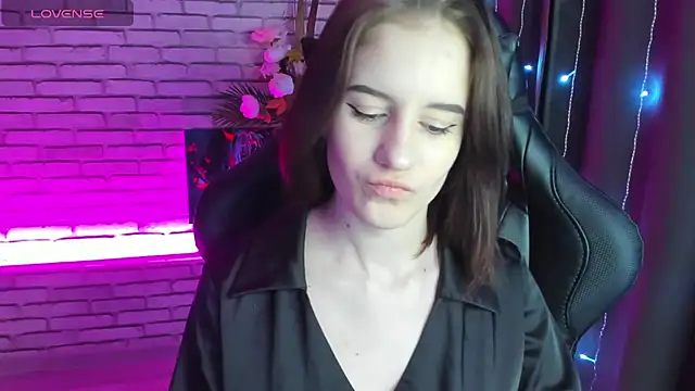 Tonya Gray online show from December 20, 2024, 11:37 pm