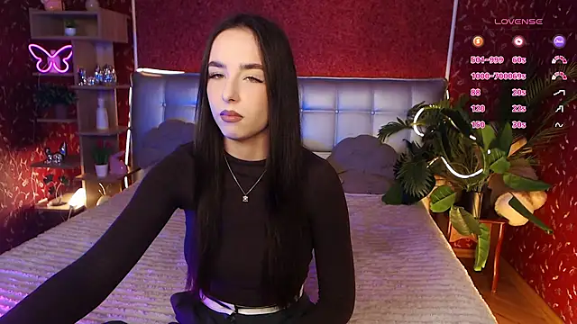 Snapshot of AuroraAksnesss chatting on February 2, 2025, 2:34 pm AuroraAksnesss online show from February 2, 2025, 2:34 pm