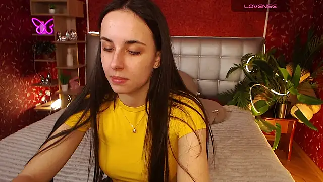 Snapshot of AuroraAksnesss chatting on March 3, 2025, 11:22 am AuroraAksnesss online show from March 3, 2025, 11:22 am