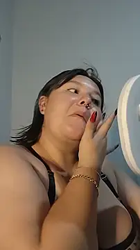 almitapro07 online show from April 22, 2026, 3:09 am