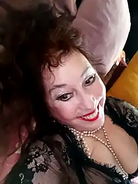 Snapshot of GypsyEsmeralda chatting on March 14, 2025, 11:34 am GypsyEsmeralda online show from March 14, 2025, 11:34 am