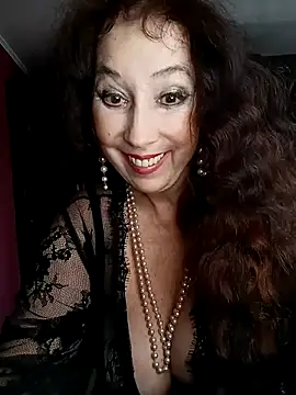 Snapshot of GypsyEsmeralda chatting on March 18, 2025, 8:36 am GypsyEsmeralda online show from March 18, 2025, 8:36 am