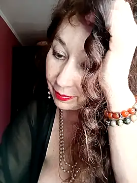 Snapshot of GypsyEsmeralda chatting on March 22, 2025, 2:25 pm GypsyEsmeralda online show from March 22, 2025, 2:25 pm