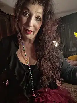 Snapshot of GypsyEsmeralda chatting on March 6, 2026, 4:14 pm GypsyEsmeralda online show from March 6, 2026, 4:14 pm