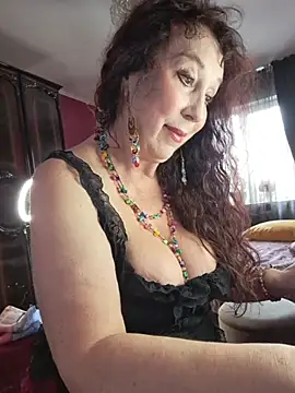 Snapshot of GypsyEsmeralda chatting on April 26, 2026, 7:17 am GypsyEsmeralda online show from April 26, 2026, 7:17 am