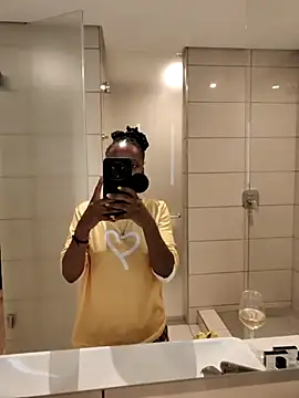 FreakySag 8888 online show from December 20, 2025, 7:10 pm