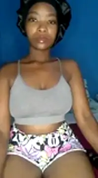 NunuBerry16 online show from February 9, 2025, 1:55 am