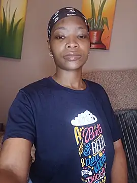 NunuBerry16 online show from July 17, 2026, 5:18 pm