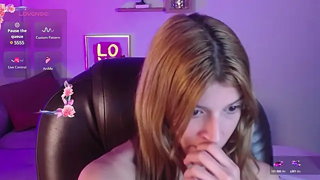 Nora Vennucci online show from February 19, 2025, 11:36 pm