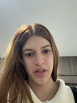 Nora Vennucci online show from July 13, 2026, 4:48 am
