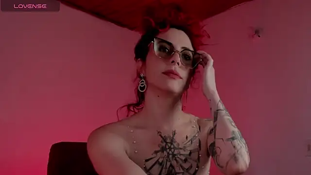 Borbala Iggy online show from December 26, 2024, 6:12 pm