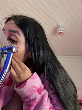 Anily Lovely online show from March 15, 2025, 5:08 am