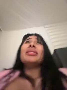 Anily Lovely online show from October 13, 2025, 4:34 am