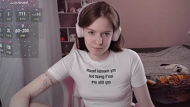 Snapshot of CassieJuice69 chatting on November 21, 2025, 6:39 pm CassieJuice69 online show from November 21, 2025, 6:39 pm