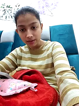 Aleena Rai online show from December 8, 2024, 6:39 pm