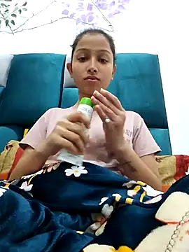 Aleena Rai online show from December 12, 2024, 5:26 pm