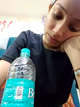 Aleena Rai online show from March 9, 2025, 5:49 pm