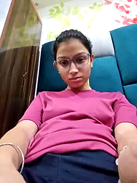 Aleena Rai online show from March 12, 2025, 7:49 pm