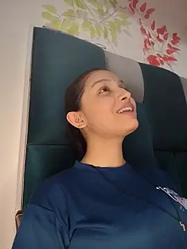 Aleena Rai online show from September 8, 2025, 6:51 pm