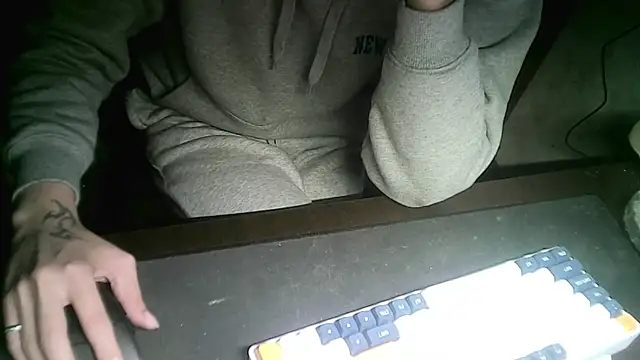 Ryan67533 online show from December 22, 2024, 1:55 am