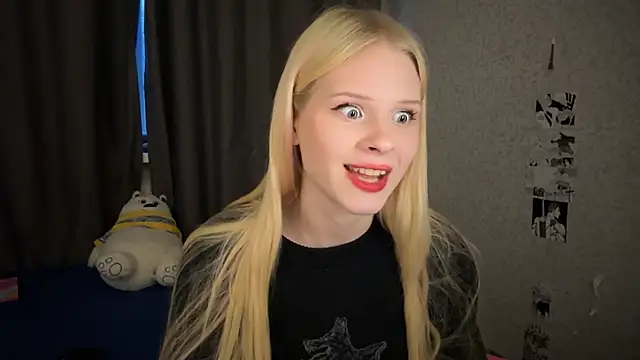 lisa barbie online show from January 8, 2025, 11:43 am