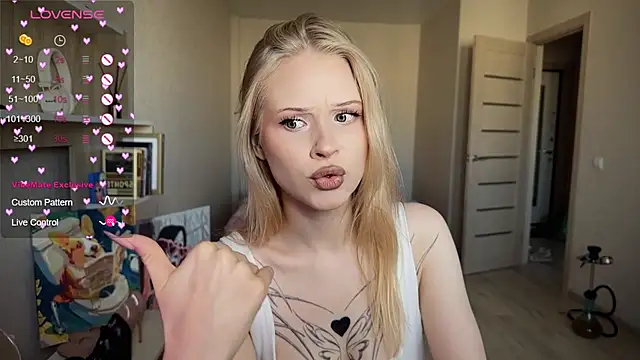 lisa barbie online show from September 19, 2025, 1:56 pm