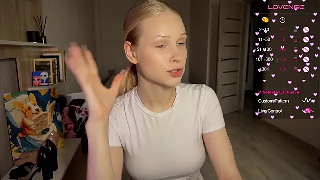 lisa barbie online show from October 6, 2025, 8:12 am