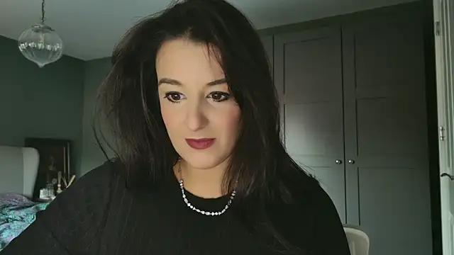 flatwhite0 online show from December 20, 2024, 9:32 am