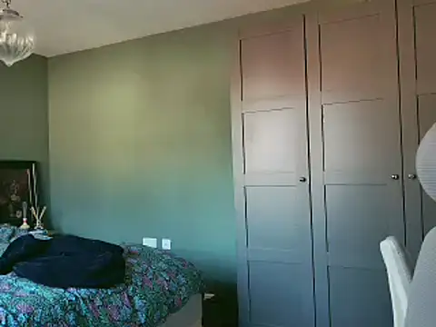 flatwhite0 online show from January 9, 2025, 9:37 am