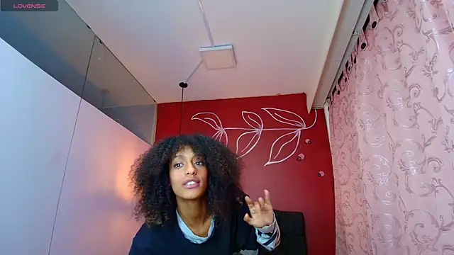 Zia Green online show from February 26, 2025, 12:14 pm