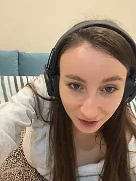 viviandaimond1 online show from January 18, 2025, 3:16 pm