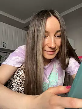 viviandaimond1 online show from January 22, 2025, 12:06 pm