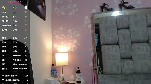 KarinaSimonz online show from December 18, 2024, 11:08 pm