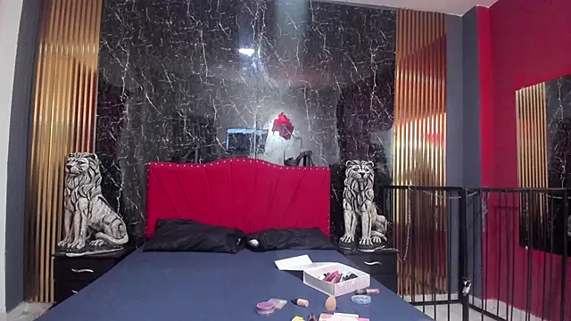 KarinaSimonz online show from January 15, 2025, 7:44 pm